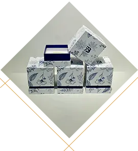 Ajándékdobozok fedelekkel Ajándékdobozok fedelekkel